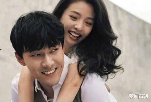 娱乐圈夫妇吃瓜,娱乐圈夫妇甜蜜瓜料大揭秘!